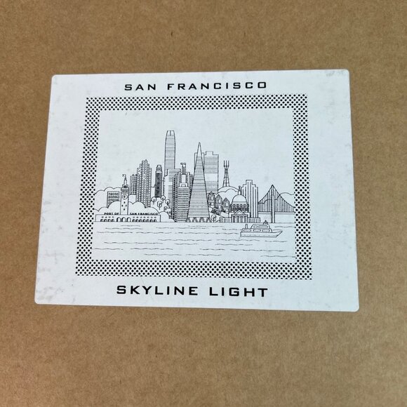 NEW San Francisco Skyline Light LED USB Powered Plug Beechwood Frame Light Up - Picture 4 of 10